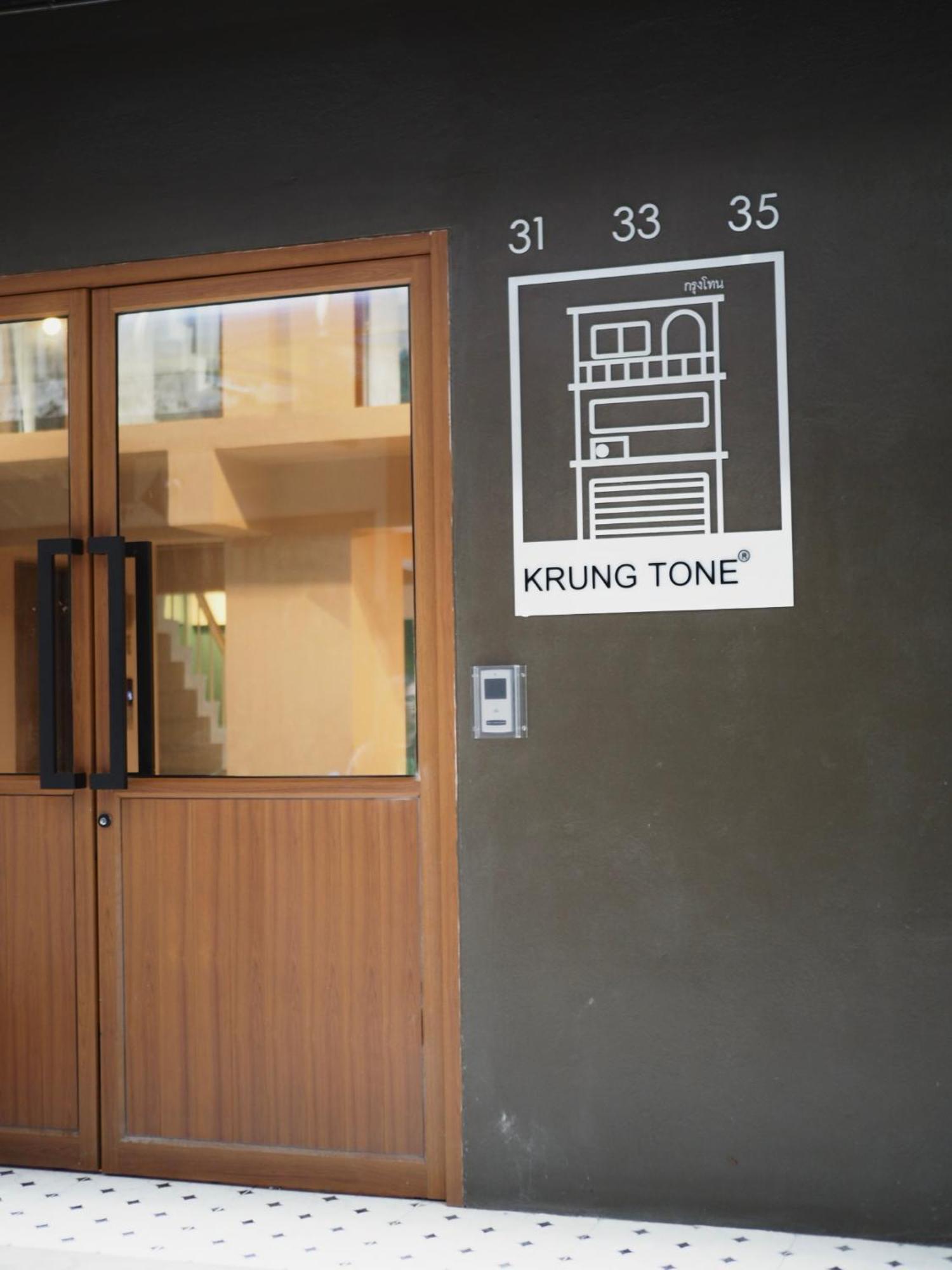 Krung Tone Hostel Bangkok Exterior photo