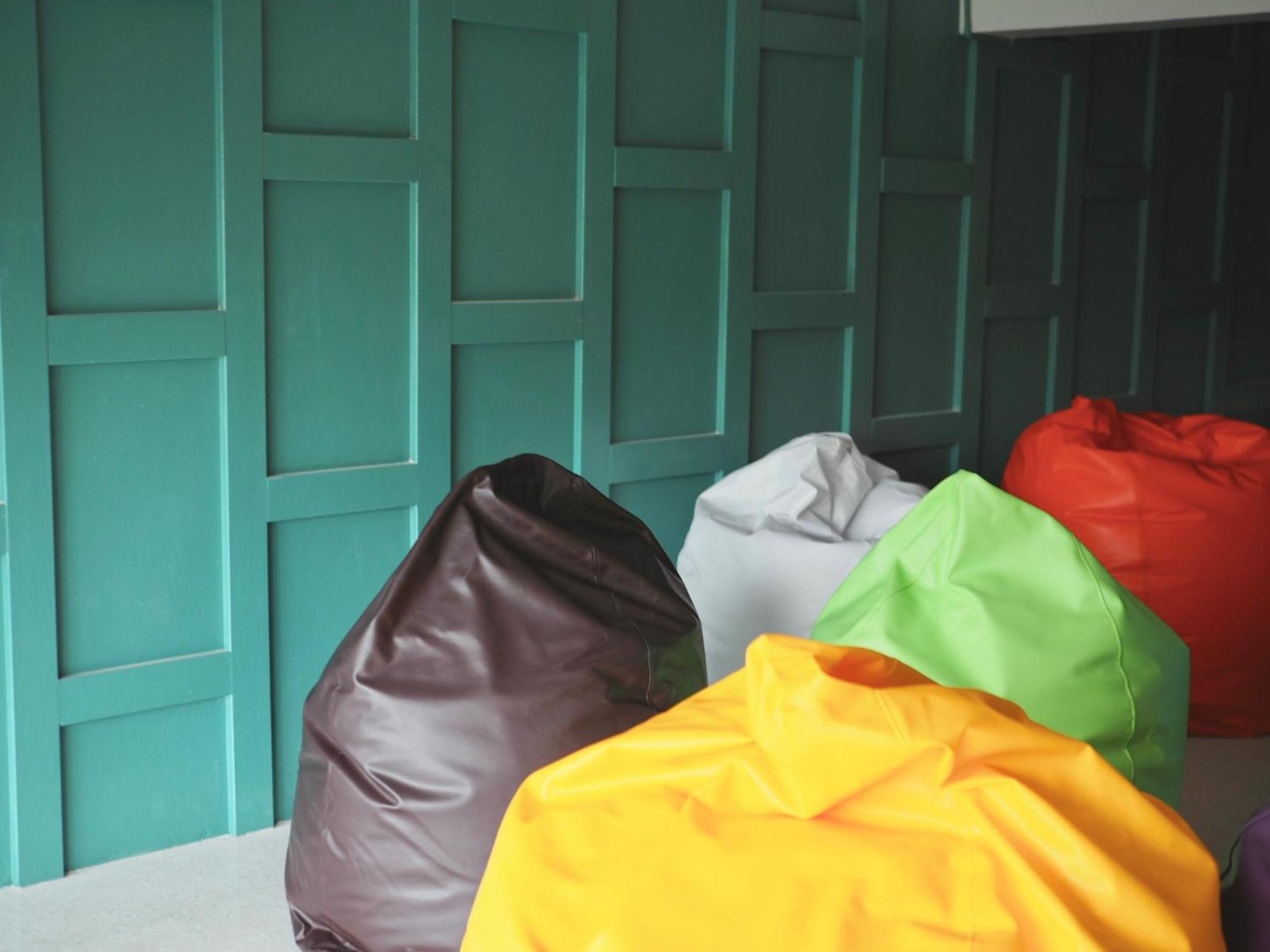 Krung Tone Hostel Bangkok Exterior photo